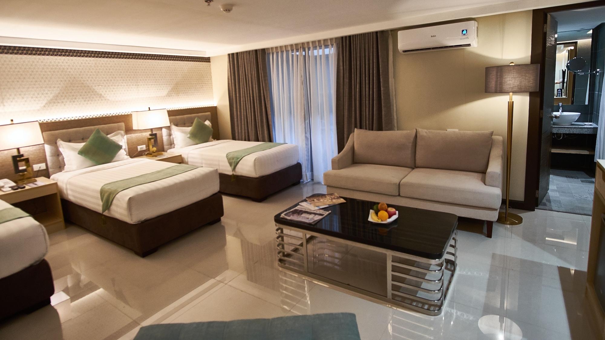 J7 Hotel Iloilo City Exteriér fotografie