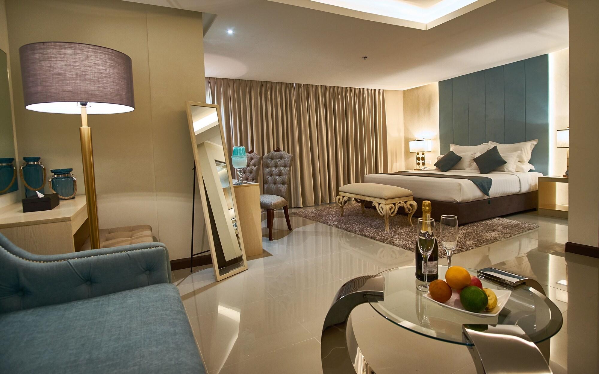 J7 Hotel Iloilo City Exteriér fotografie