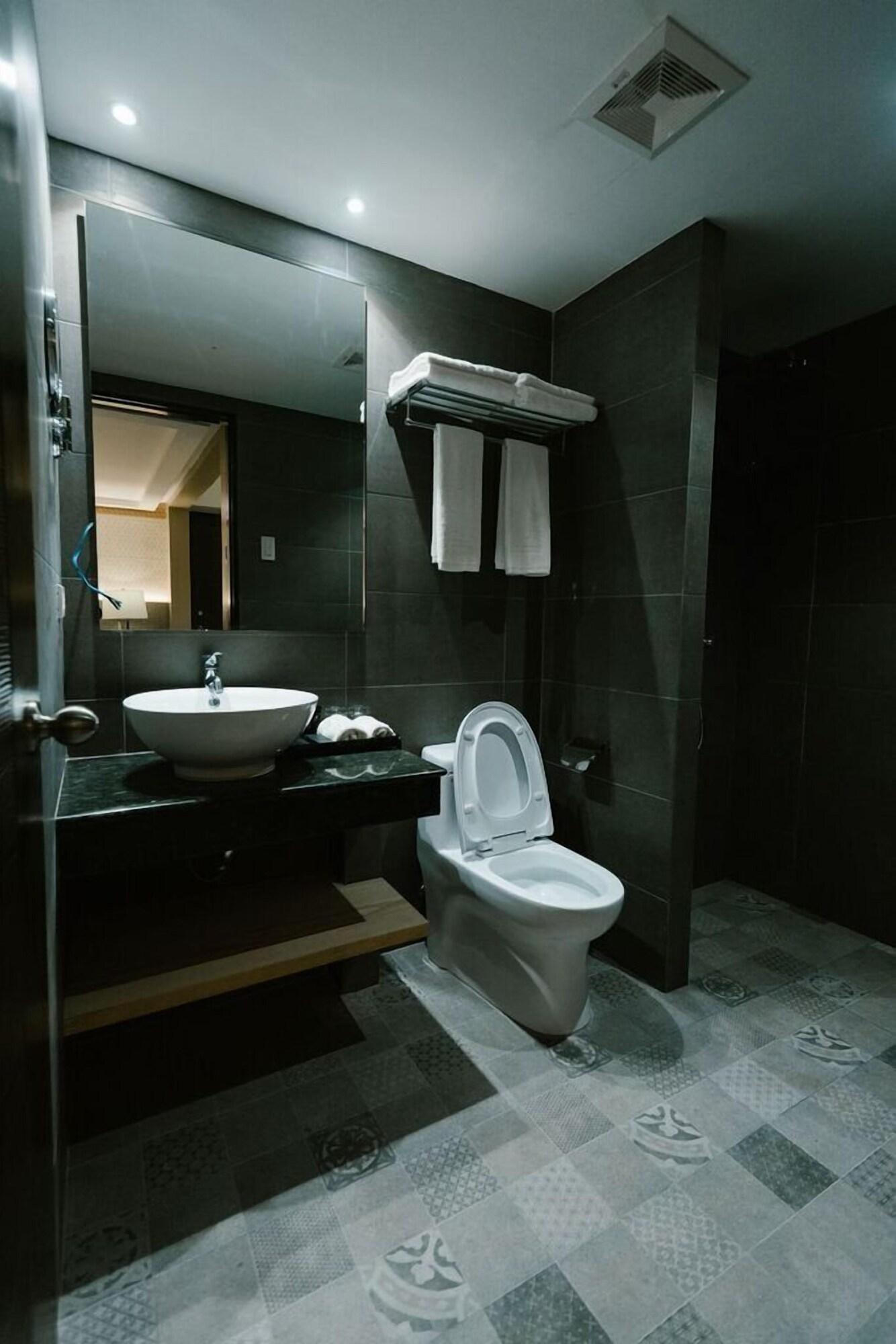 J7 Hotel Iloilo City Exteriér fotografie