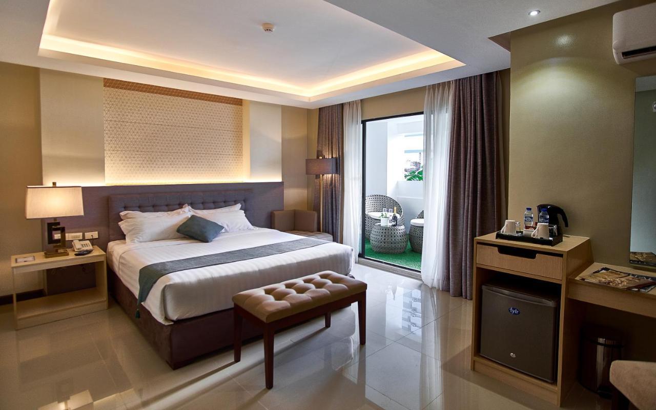 J7 Hotel Iloilo City Exteriér fotografie