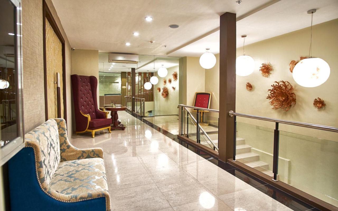 J7 Hotel Iloilo City Exteriér fotografie