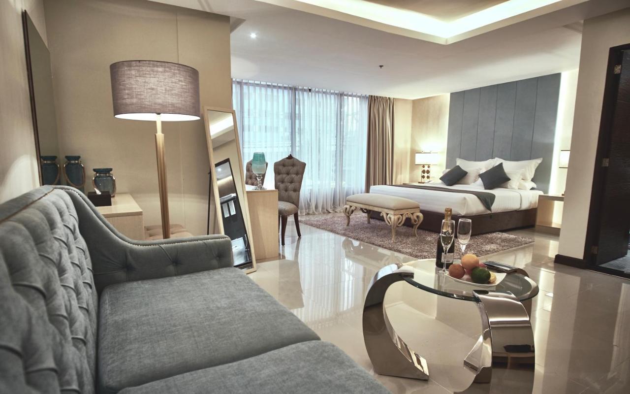 J7 Hotel Iloilo City Exteriér fotografie